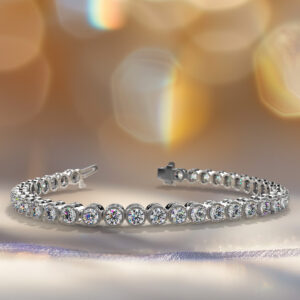 Round Diamond Bracelet with Milgrain Edge Links